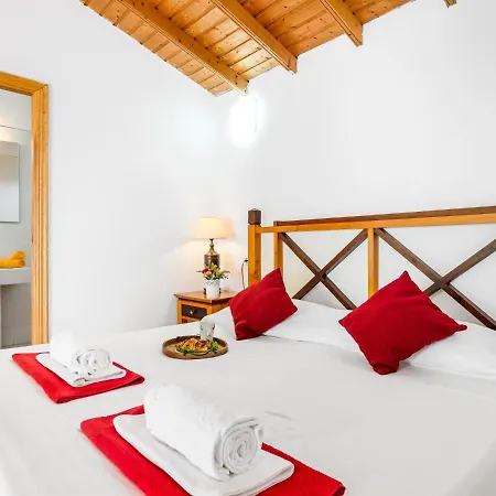 شقة 101 Bright Accomodation With Pool View
